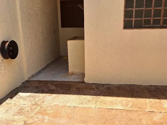 Imagem 3: Casa a Venda Próxima a Havan