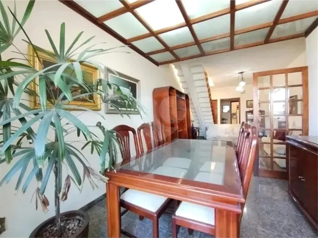 Imagem: Cobertura com 3 Quartos À Venda em Aparecida