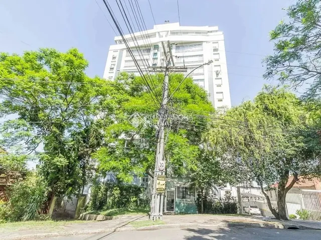 Imagem 14: Apartamento para Alugar Semi-Mobiliado na Rua Cervantes, em Porto Alegre. Imóvel com 2