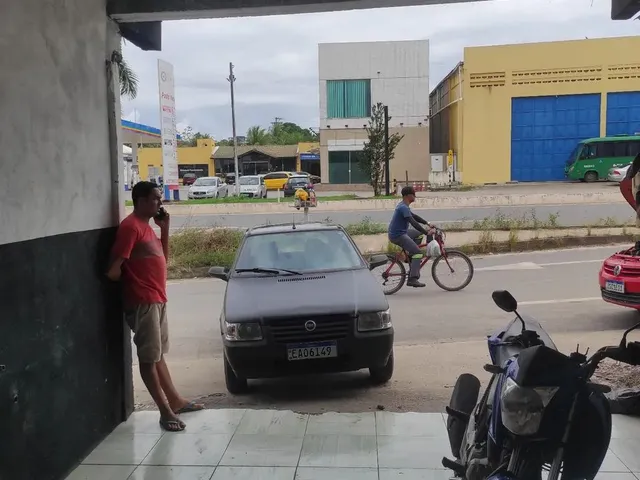 Imagem 8: Ponto Comercial. Borracharia Completa Funcionando.e Uma Casa em Cima. Parque D. Mangabas