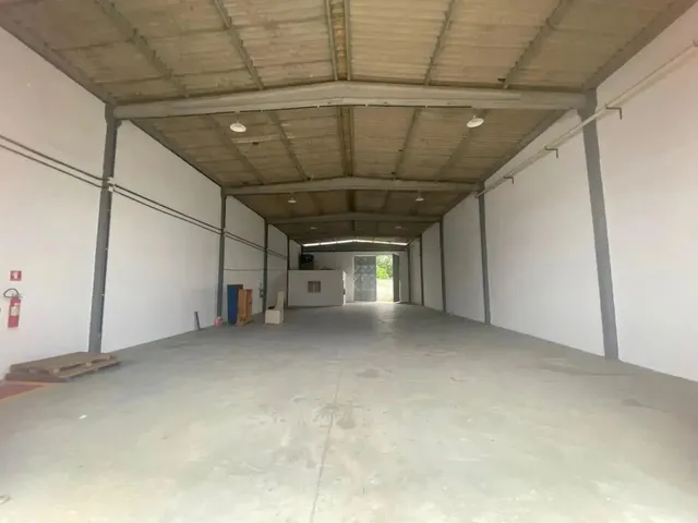 Imagem 4: Imóvel para Aluguel Possui 380 Metros Quadrados em Catu de Abrantes (Abrantes)
