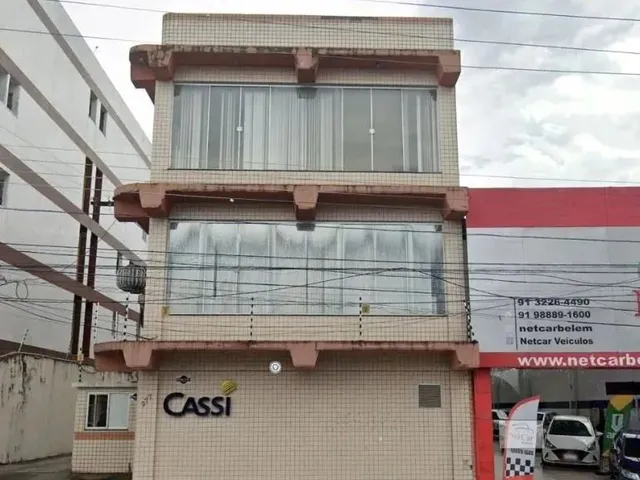 Imagem: Prédio Comercial com Elevador