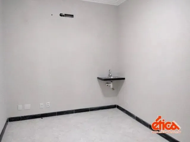 Imagem 10: Imóvel em Bom Acabamento Medindo Aprox. 165,00M² Privativos em Excelente Localizacao