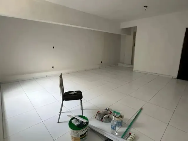Imagem 2: Sala Comercial no Comercio Rua Frei Gil 1 Andar Escada 35M2