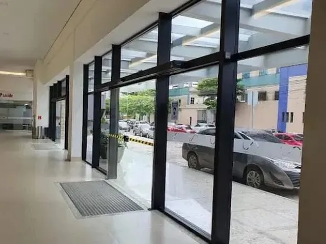 Imagem 3: Infinity Corporate Center, Sala Comercial com 33M², Marco