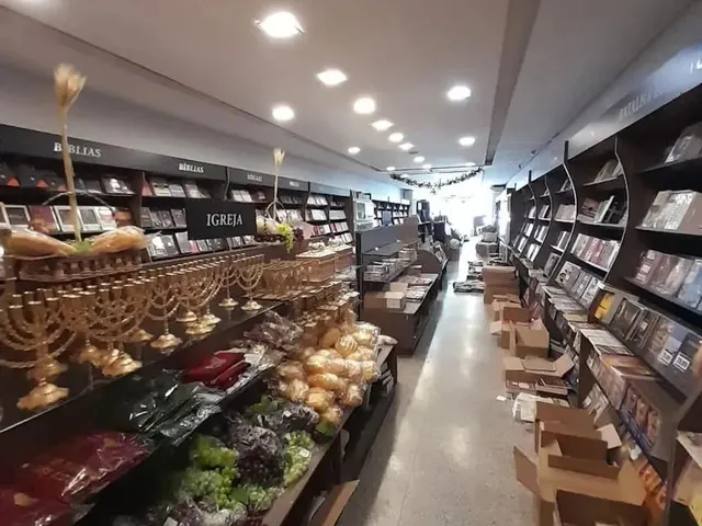 Imagem 3: Imóvel para Aluguel com 400 Metros Quadrados com 3 Quartos em Batista Campos - Belém