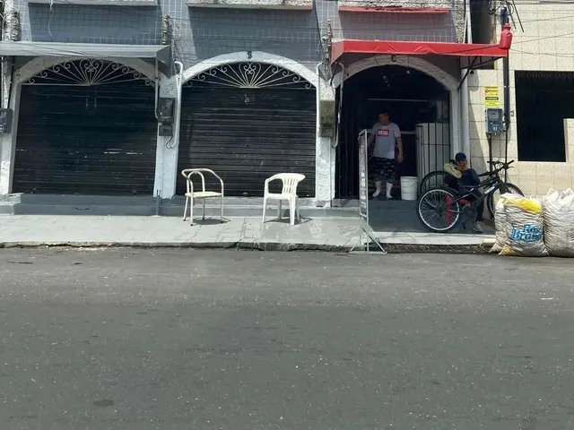 Imagem: Ponto Comercial com 21M² com 1 Banheiro