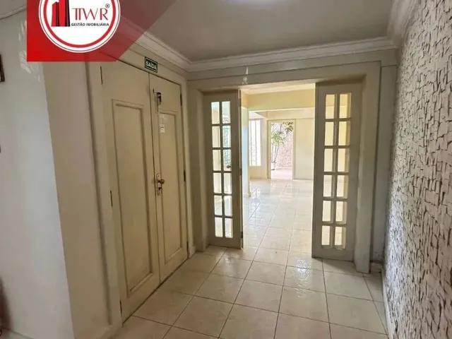 Imagem 6: Aproveite Essa Oportunidade Única: Prédio Comercial Perfeito para Empreender No