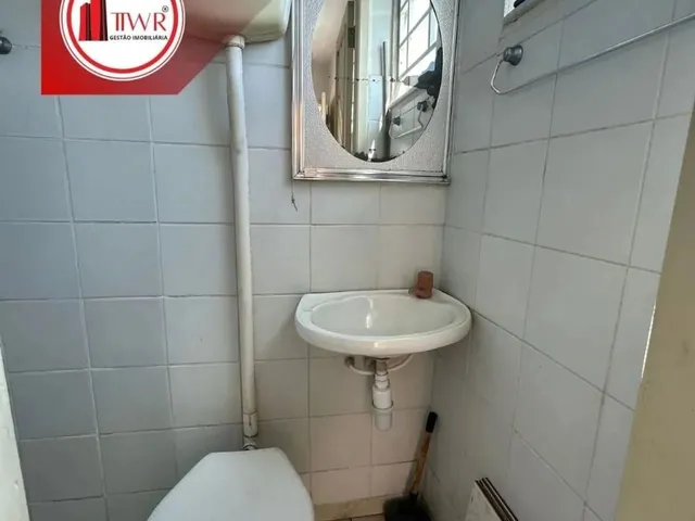 Imagem 9: Aproveite Essa Oportunidade Única: Prédio Comercial Perfeito para Empreender No