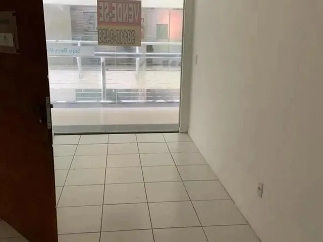 Imagem: Vendo Sala Comercial no Ed Torres Bolonha
