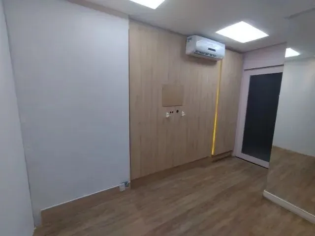 Imagem 10: Lotus Vende Sala Comercial - Ed. Real One