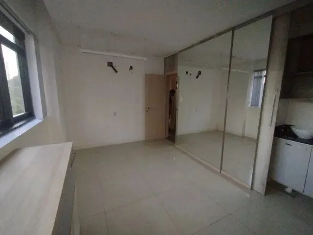 Imagem 14: Lotus Vende Sala Comercial - Ed. Real One