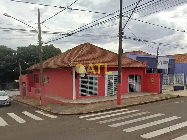 Imagem: O depósito possui 2 Vagas na garagem, 150m² de Área e