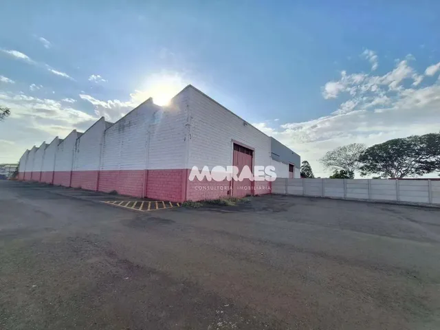 Imagem: Barracão / Galpão para Alugar, 6000 M²
