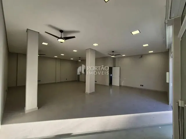 Imagem: Salão para Aluguel com 100M² na Rua Primeiro