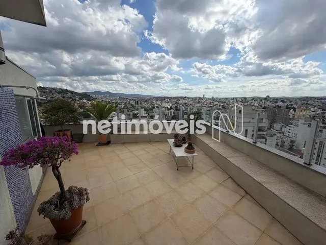 Imagem: O apartamento na cobertura possui 4 Dormitórios, 1 Suíte,