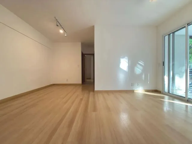 Imagem 3: Imóvel para Aluguel com 75 Metros Quadrados com 2 Quartos em Nogueira - Petrópolis - Rj
