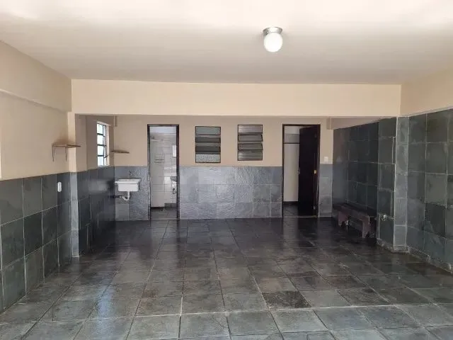 Imagem 7: Casa Mosela - Rua Principal - Garagem 4 Carros - Piscina