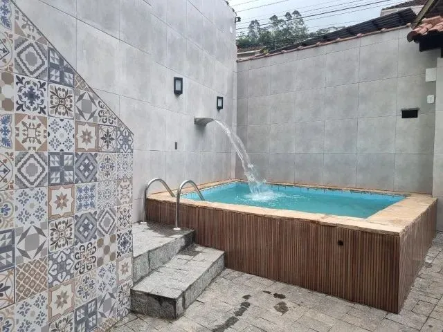 Imagem 8: Casa Mosela - Rua Principal - Garagem 4 Carros - Piscina