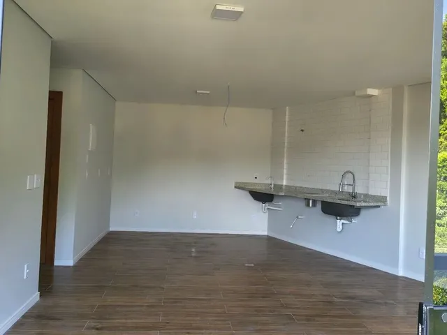Imagem: Alugo Apartamento Novo