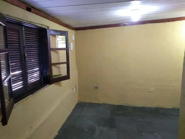 Imagem: Quarto Pequeno Somente P/Senhora Sozinha