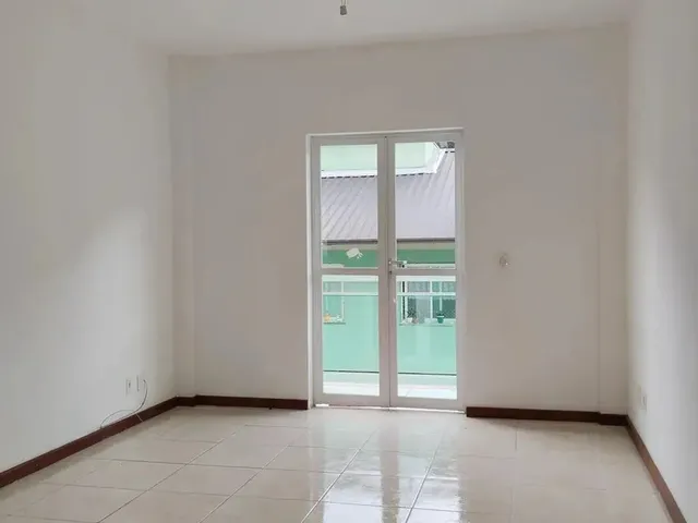 Imagem 10: Imóvel para Aluguel Possui 60 Metros Quadrados com 2 Quartos em Morin - Petrópolis - Rj