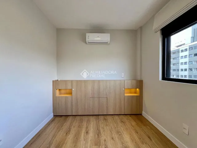 Imagem 3: Imóvel para Venda Tem 150 Metros Quadrados com 3 Quartos em Agronômica - Florianópolis