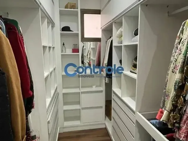 Imagem 6: Imóvel para Venda com 332 Metros Quadrados com 4 Quartos em Centro - Florianópolis - Sc