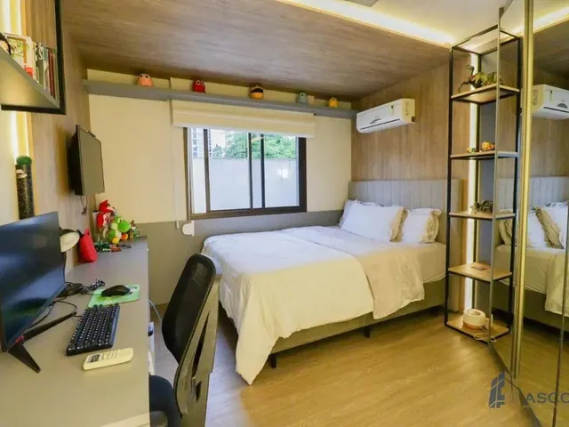 Imagem 6: Amplo Apartamento com 3 Dormitórios em Excelente Localização, À Venda no Centro De