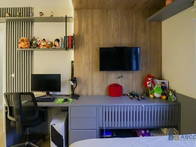 Imagem 14: Amplo Apartamento com 3 Dormitórios em Excelente Localização, À Venda no Centro De