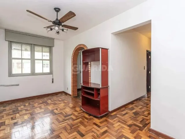 Imagem 1: Apartamento de 2 Quartos no Bairro Petrópolis