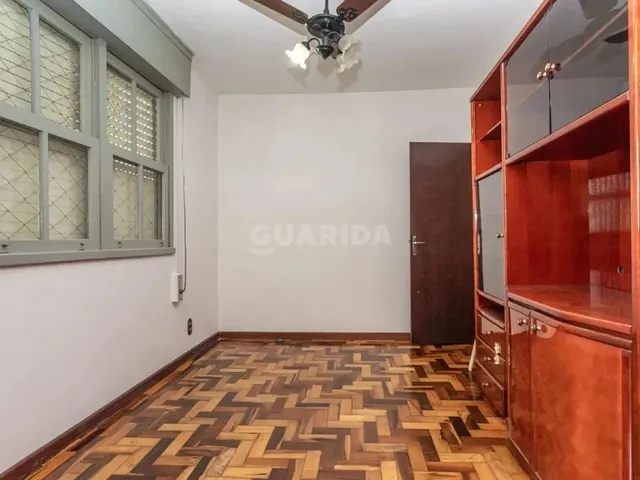 Imagem 13: Apartamento de 2 Quartos no Bairro Petrópolis
