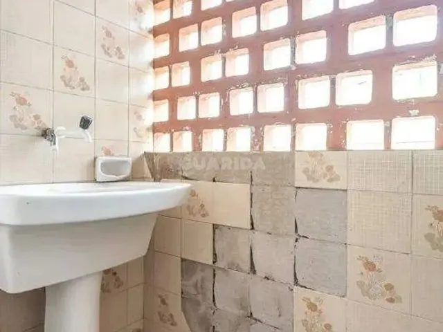 Imagem 15: Apartamento de 2 Quartos no Bairro Petrópolis