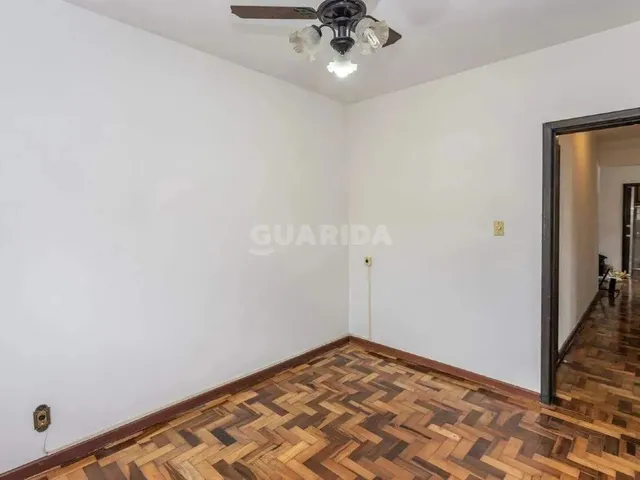 Imagem 8: Apartamento de 2 Quartos no Bairro Petrópolis
