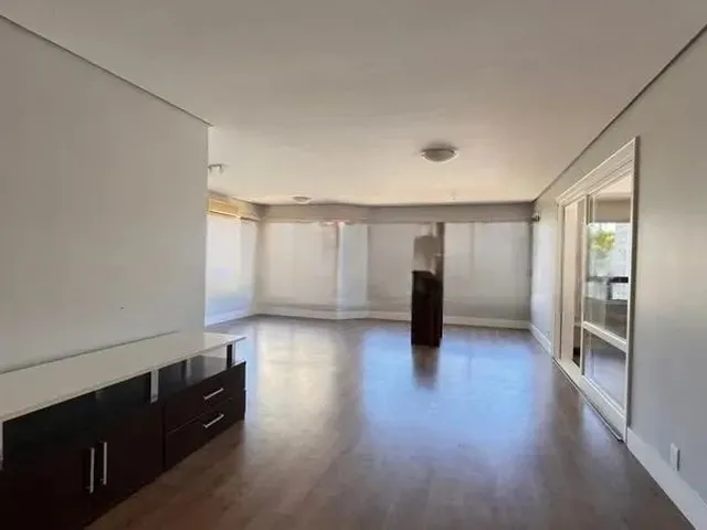Imagem 8: Apartamento para Alugar no Bairro Petrópolis com Área de 155 M² e 0