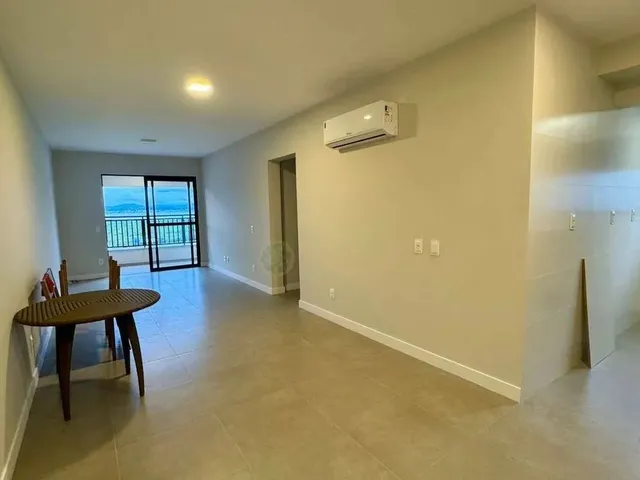 Imagem 9: Apartamento com 3 Dormitórios para Alugar Semi Mobliado com 94 M² - Saco Grande