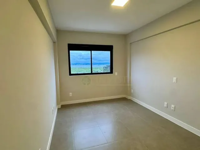 Imagem 5: Apartamento com 3 Dormitórios para Alugar Semi Mobliado com 94 M² - Saco Grande