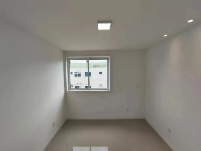 Imagem 5: Apartamento com 3 Dormitórios À Venda, 80 M² por R$ 950.000,00 - Cavaleiros - Macaé/Rj