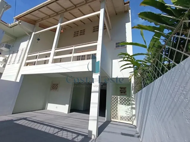 Imagem 14: Casa para Aluguel no Rio Tavares - 2 Quartos, Garagem Coberta e Churrasqueira