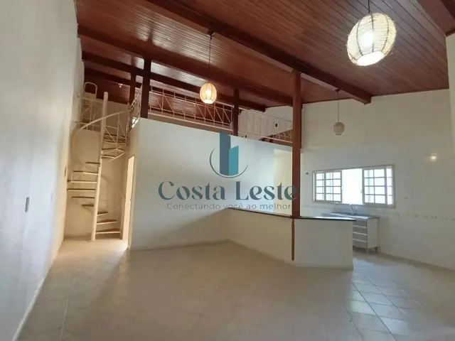 Imagem 4: Casa para Aluguel no Rio Tavares - 2 Quartos, Garagem Coberta e Churrasqueira