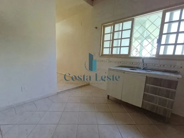 Imagem 5: Casa para Aluguel no Rio Tavares - 2 Quartos, Garagem Coberta e Churrasqueira