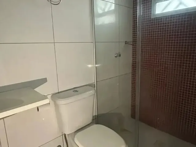 Imagem 5: Casa com 2 Quartos para Aluguel em Condominio Fechado