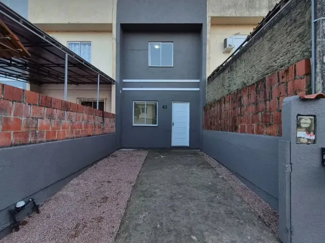 Imagem: A casa possui 2 Dormitórios, 2 Banheiros, 52m² de Área e