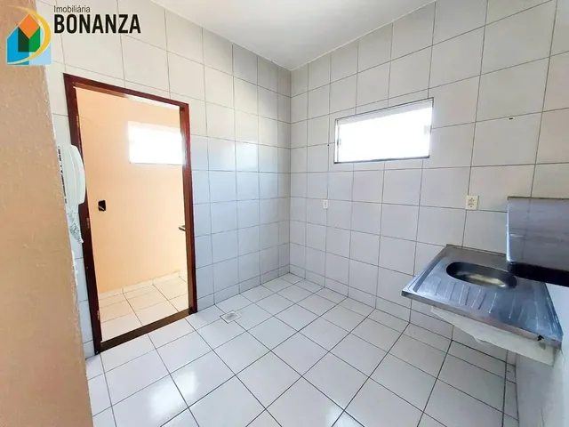 Imagem 7: Apartamento com 02 Quartos e Garagem no Maranguape