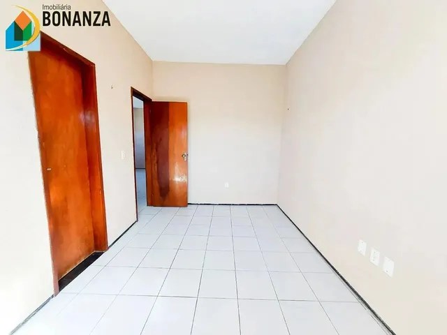 Imagem 10: Apartamento com 02 Quartos e Garagem no Maranguape