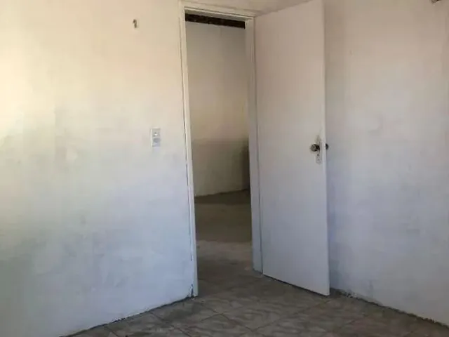 Imagem 4: Casa com 2 Dormitórios para Alugar, 60 M² por R$ 600,00 - Parque santa Fé