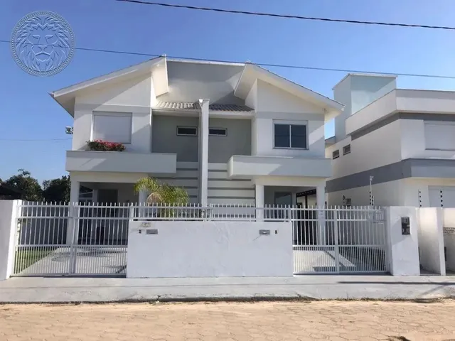 Imagem: Casa com 3 Dormitórios para Locação no