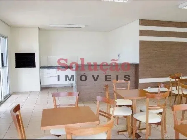 Imagem 3: Apartamento 2 Dormitórios com Sacada na Avenida Nazário