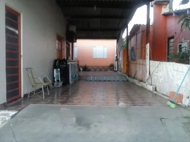 Imagem 2: Casa 3 Dormitório no Bairro Guajuviras