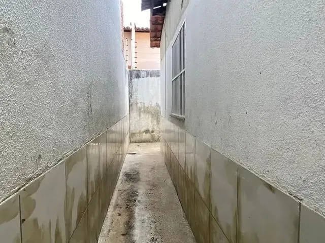 Imagem 11: Casa À Venda com 2 Quartos, Suíte, Closet e Quintal, R$ 140.000